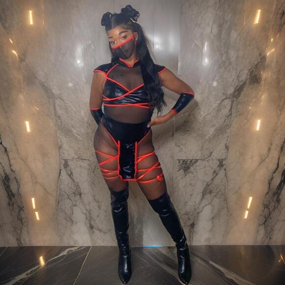 New Medium Sexy Ninja Halloween Costume Vegan 4 pc Set Karate Dragon CosplayTrue - Picture 1 of 4